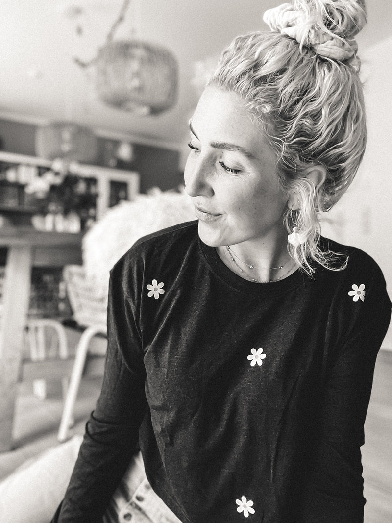 SLEEVE | CROPPED| DAISY