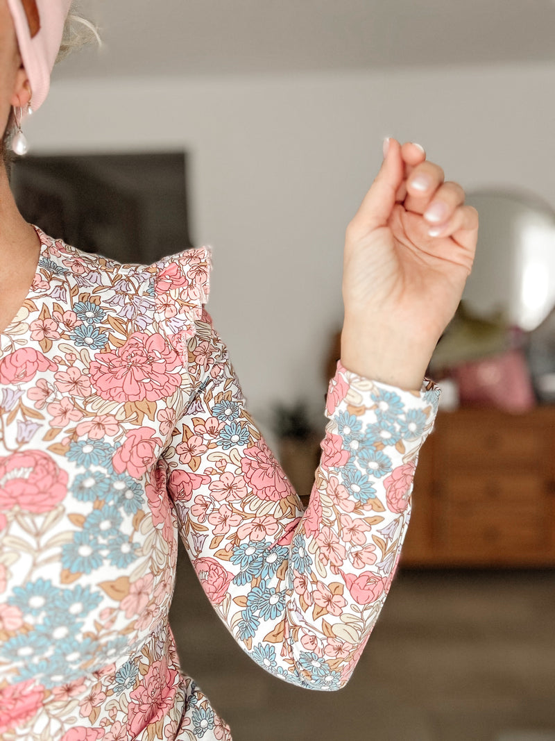 PHOEBE| SLEEVE | Pastellblumen