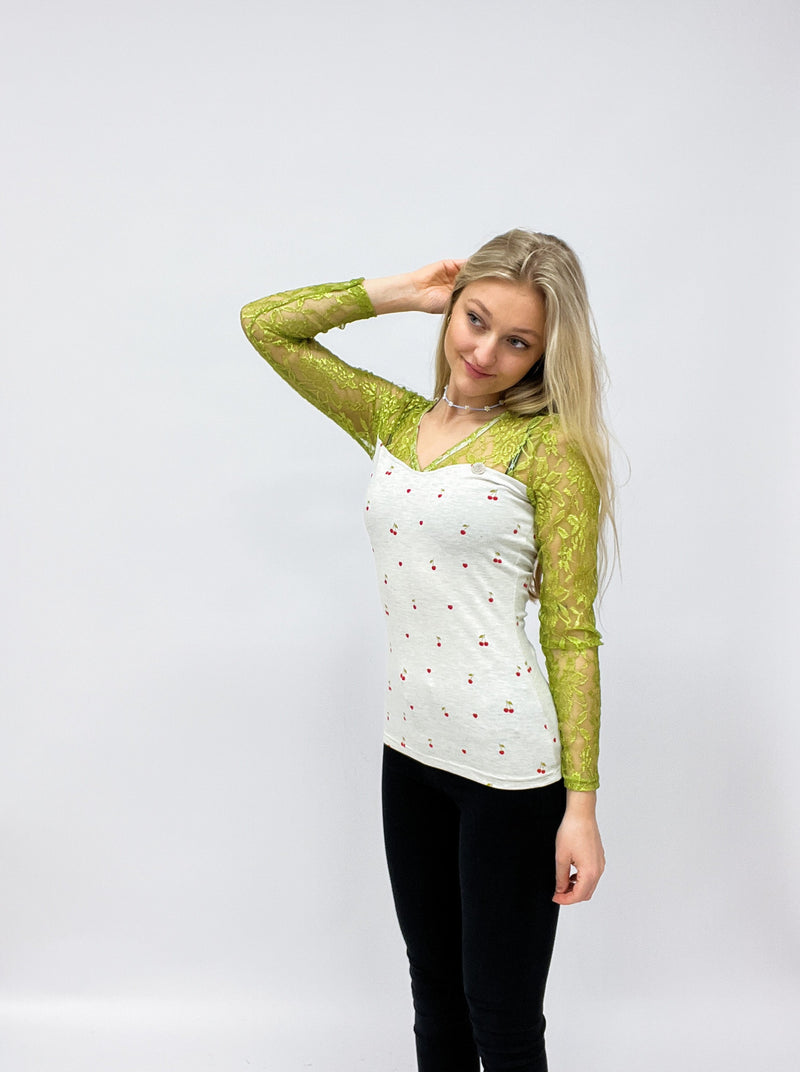 Stella| Longsleeve | Spitze| Design